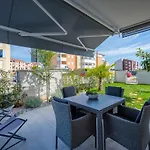 Sofia House With Apartment