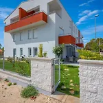 Sofia House With Apartment